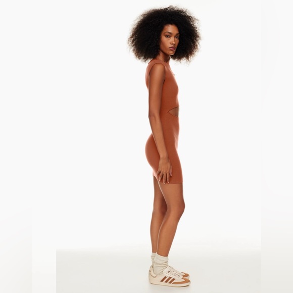 Wilfred Cut-Out Knit Mini Dress (copper red) - Picture 2 of 8